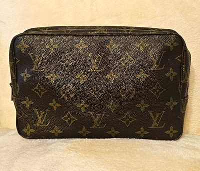Louis Vuitton Monogram Brown Zip Clutch Pouch with Inner Pockets Made in France