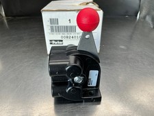 Parker 008240109 4-way Slide Seal Valve 1/4" NPT