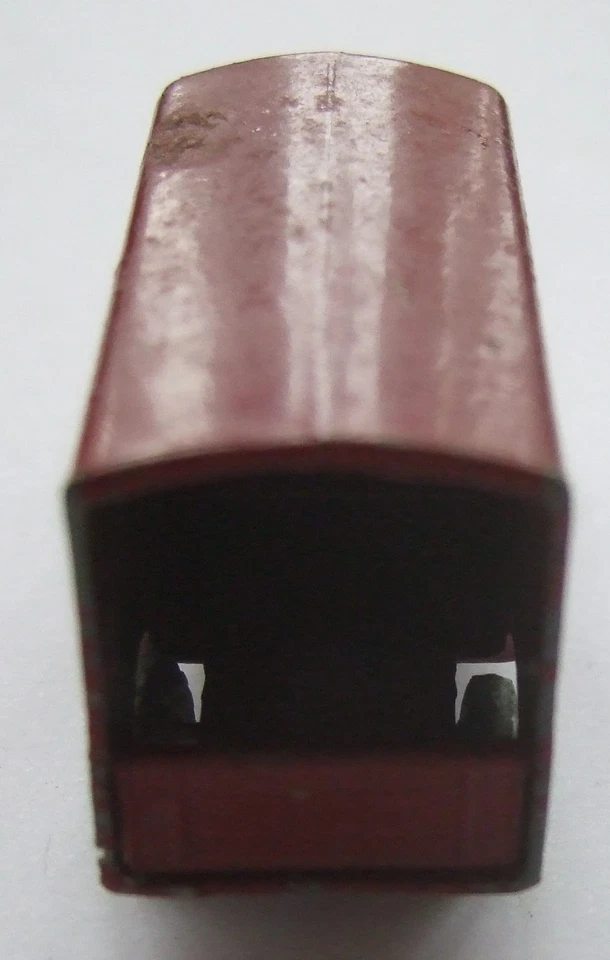 Unmarked base .P789-MATCHBOX LESNEY No17A MAROON BEDFORD REMOVALS VAN. - Image 4 of 4