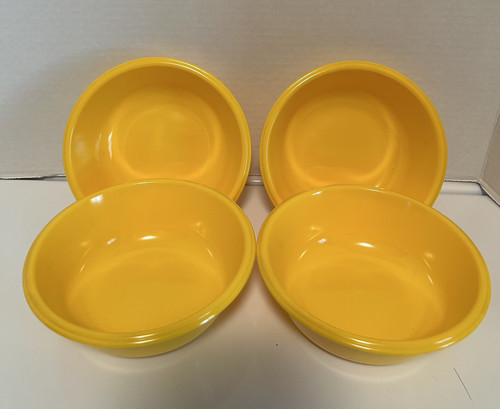 Lot of 4 Vintage Rubbermaid Yellow Melamine 6” Cereal / Soup Bowls, Ex Condition - Picture 1 of 8