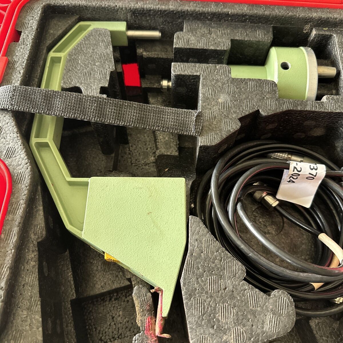 Leica System 1200 GPS Kit GX1230, RX1210T, AX1202 Antenna Leica System 1200 GPS Kit GX1230, RX1210T, AX1202 Antenna