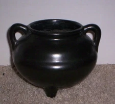 Vintage RRPCo Robinson Ransbottom POTTERY TRI Footed  Black  Cauldron Plower Pot