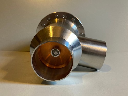 Huntington MV-203 Manual Bakeable High Temperature Right Angle Valve & Paperwork - Picture 11 of 17