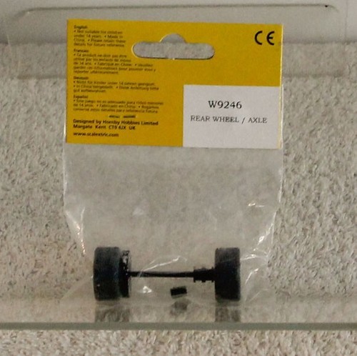 Scalextric Sport Rear Wheel Axle W9246 Slot Car Accessories - 第 1/2 張圖片