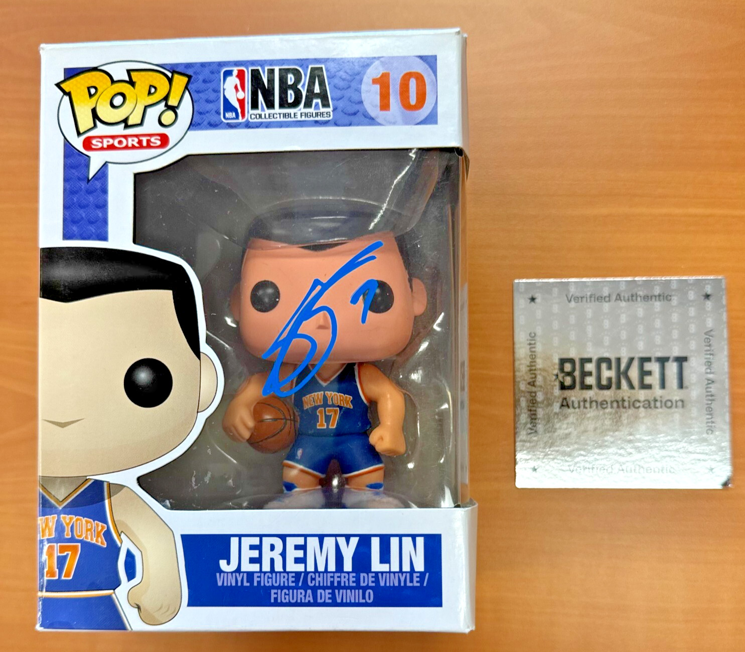 Jeremy Lin Signed Autographed Funko Pop #10 Vaulted New York Knicks Beckett Coa