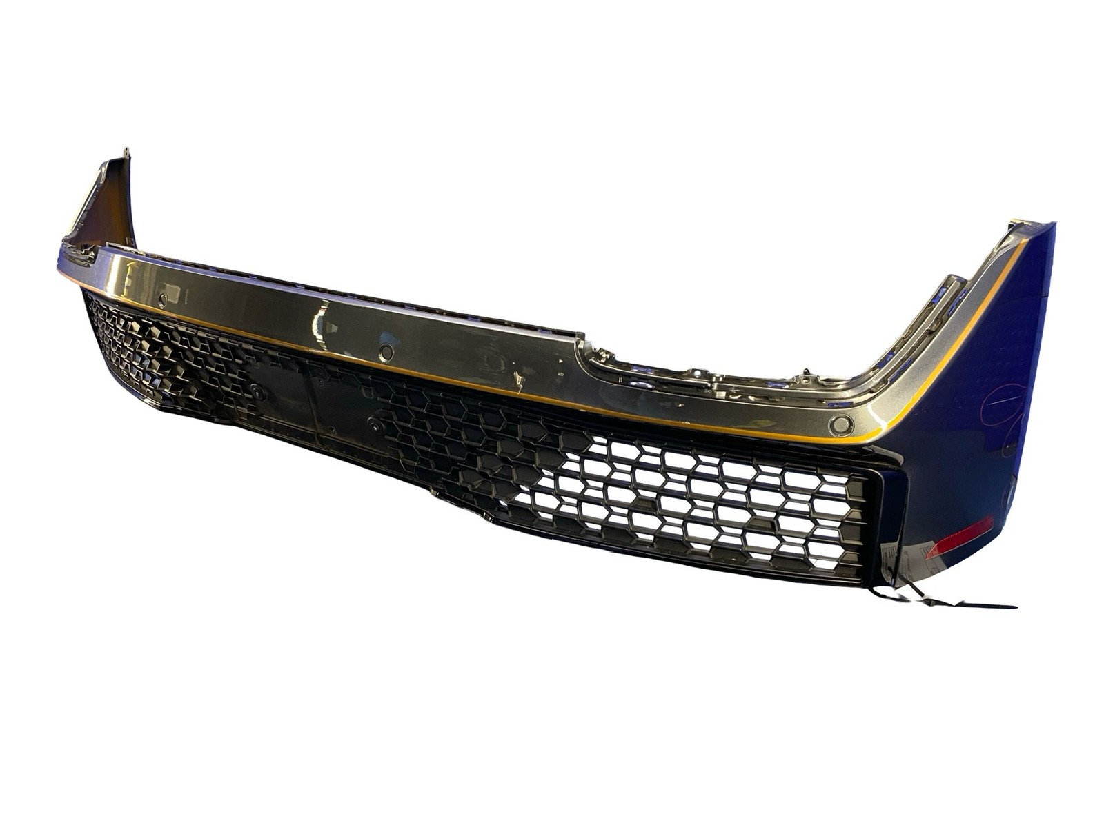 2020-2023 AUDI R8 PERFORMANCE REAR BUMPER COVER GRILLE ASSEMBLY W/O DIFFUSER OEM