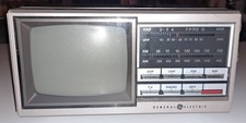 Vintage General Electric Portable TV 5" AM/FM Radio Model No. 7-7150B Working