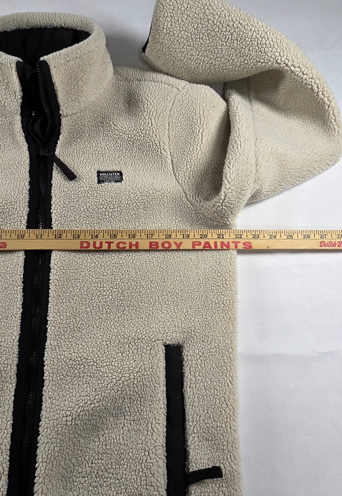Hollister Epic Flex Men M Cream Sherpa Fleece FullZip Jacket Off White Pile Coat - product detail image 3