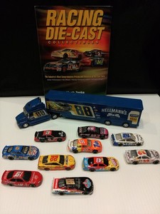 Racing Diecast Collectibles Price Guide Book And Cars Bundle Lot Hot Wheels 
