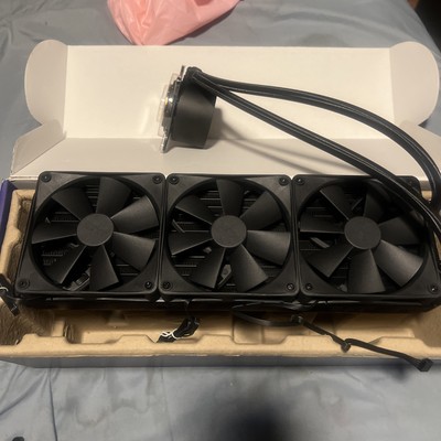 NZXT Kraken Z73 RGB 360mm - RL-KRZ73-R1 - AIO RGB CPU Liquid Cooler 