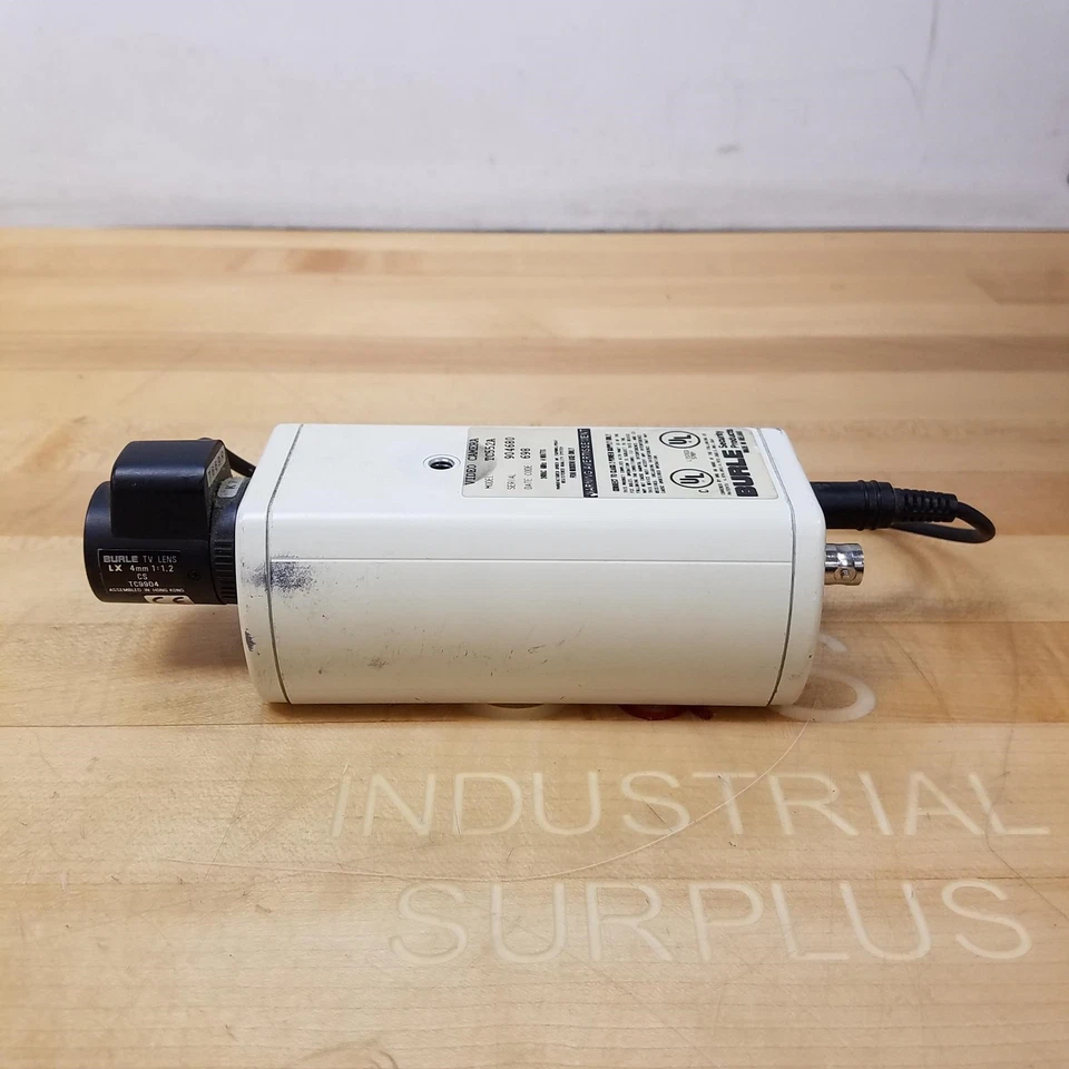 Burle TC552A Security Camera With Burle TC9904 TV Lens & Mountable Stand, 24VAC - Image 2 of 4