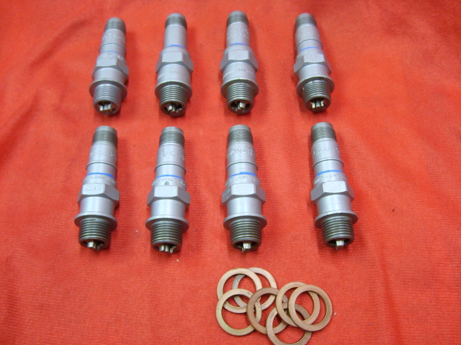 8 REM38E Champion Aircraft Spark Plugs Very Low Hrs Remanufactured Tested Cessna