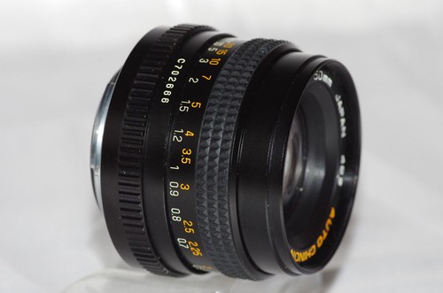 Objectif pour Pentax K 50mm f1,7 CHINON' avec bouchon pare-soleil et housse TBE. - Foto 18 di 24