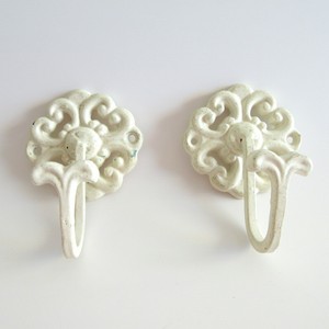 Metal-Wall-Hooks-Hangers-Floral-Painted-Set-of-2-Coats-Hats-Towels-USA-Seller