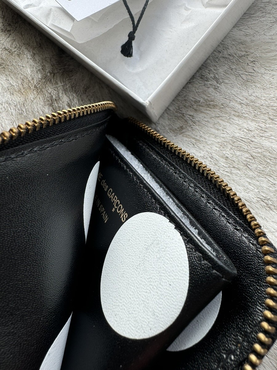 Comme Des Garcons Half Zip Wallet | Black Leather CDG Logo Coin