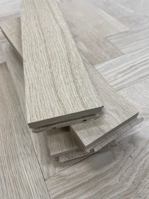 Parquet Flooring PRIME GRADE 300x70x22mm Traditional Solid Oak