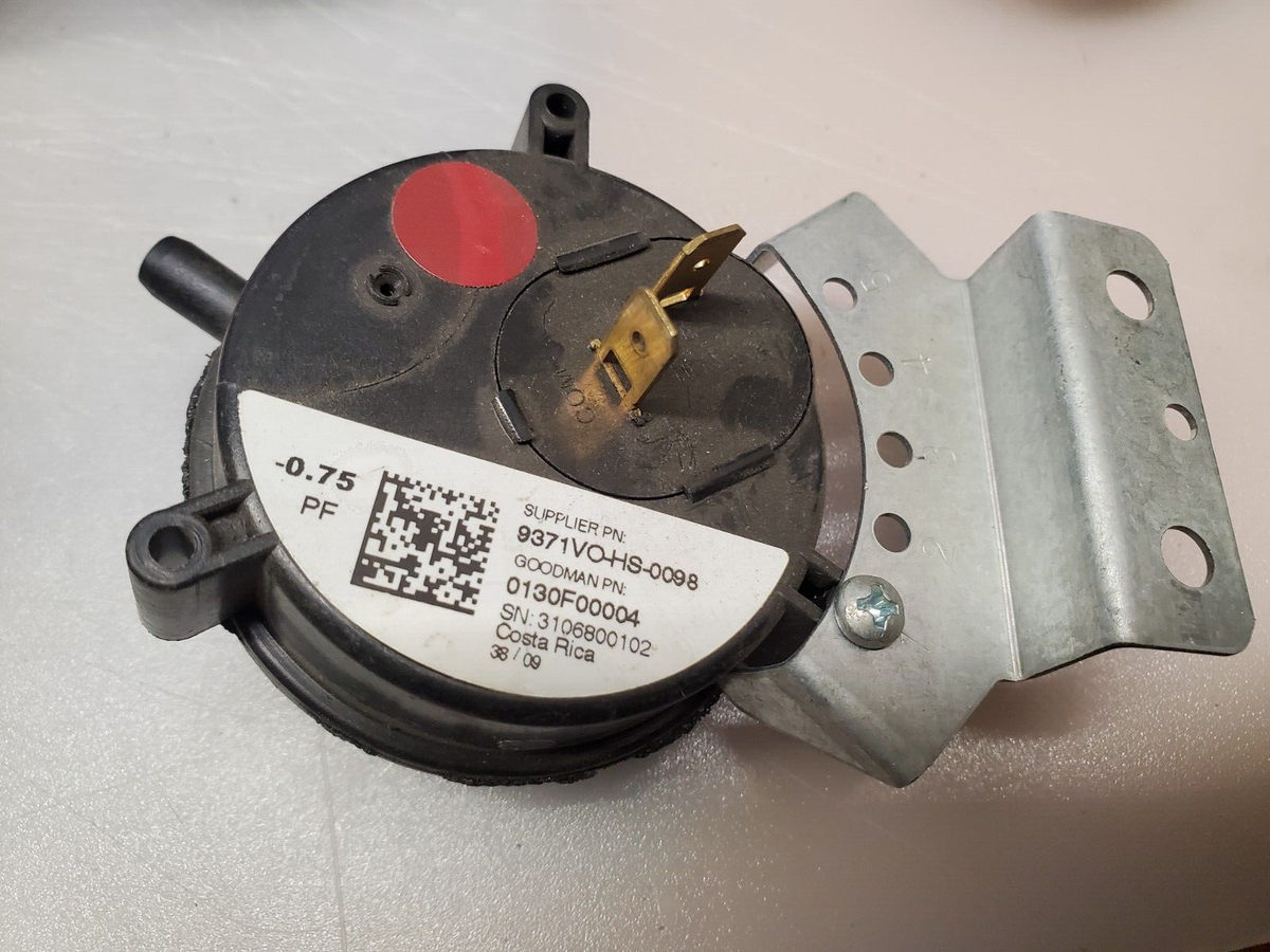 Goodman Amana Janitrol Furnace Air Pressure Switch 0130F00004