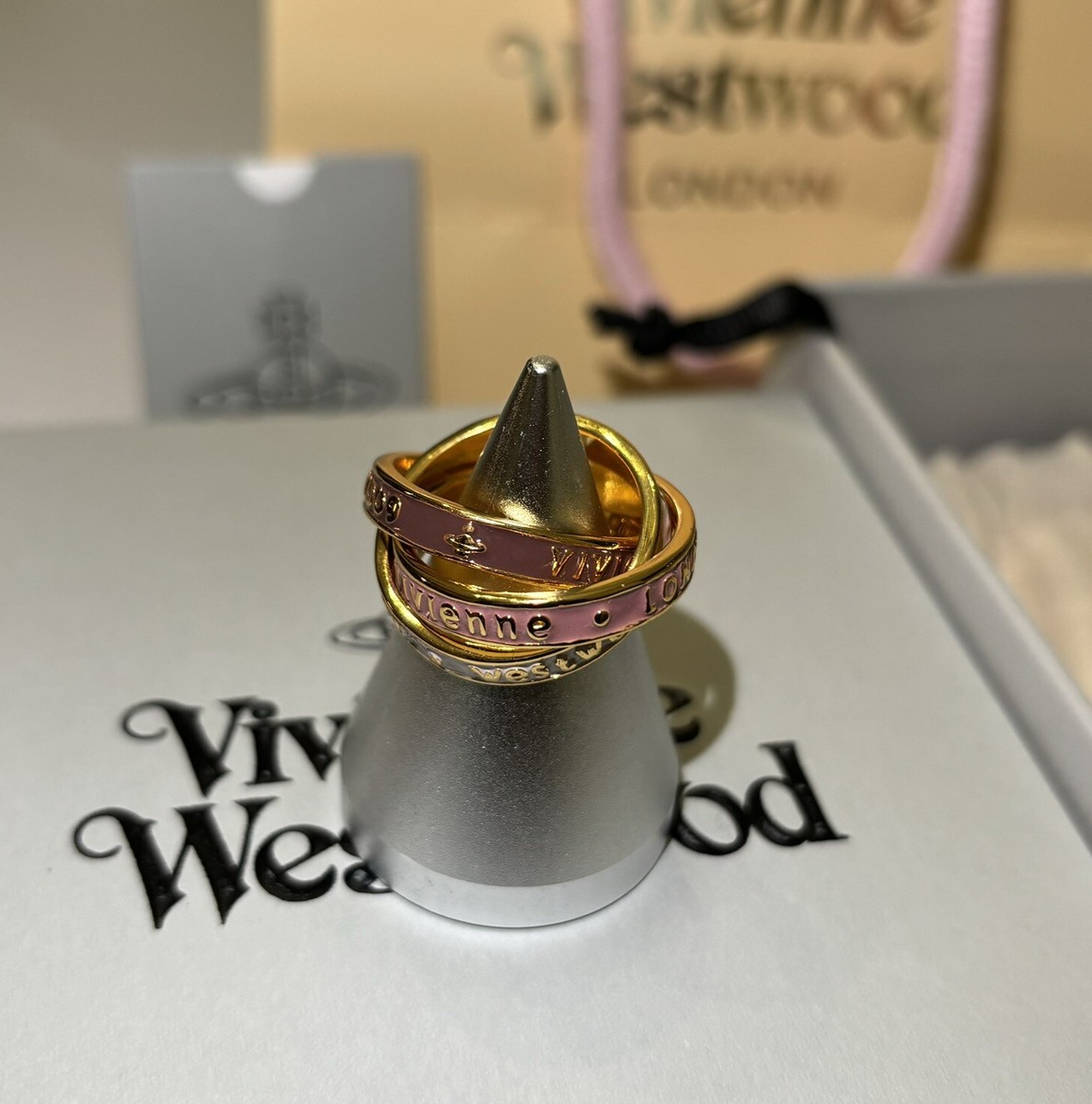 アクセサリー 022061 vivienne westwood TOO FAST TO 022061 vivienne westwood TOO FAST TO