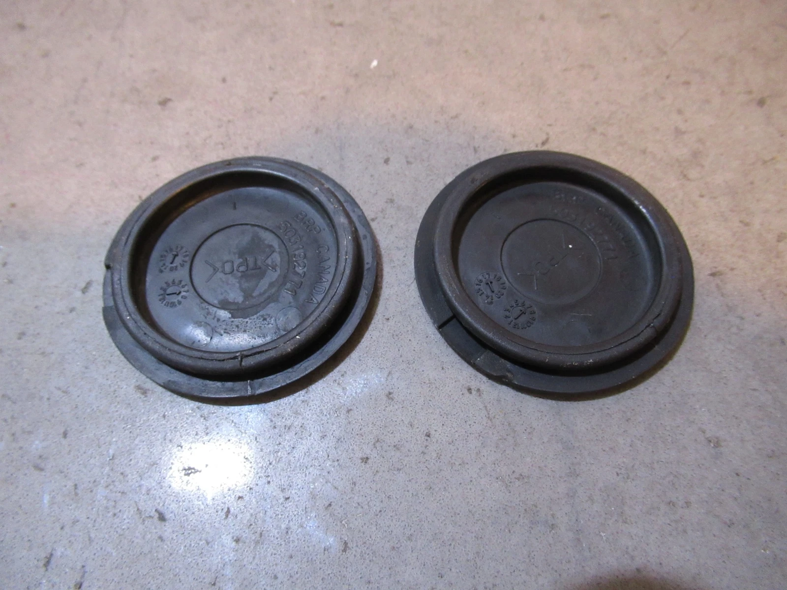 Ski-Doo Summit 850 Wheel Caps 2018