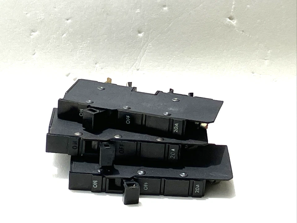 XO120 20 Amp Monopolo 20A 120V XO Disyuntor Cuadrado D Cortador Martillo USADO Foto 3 de 4