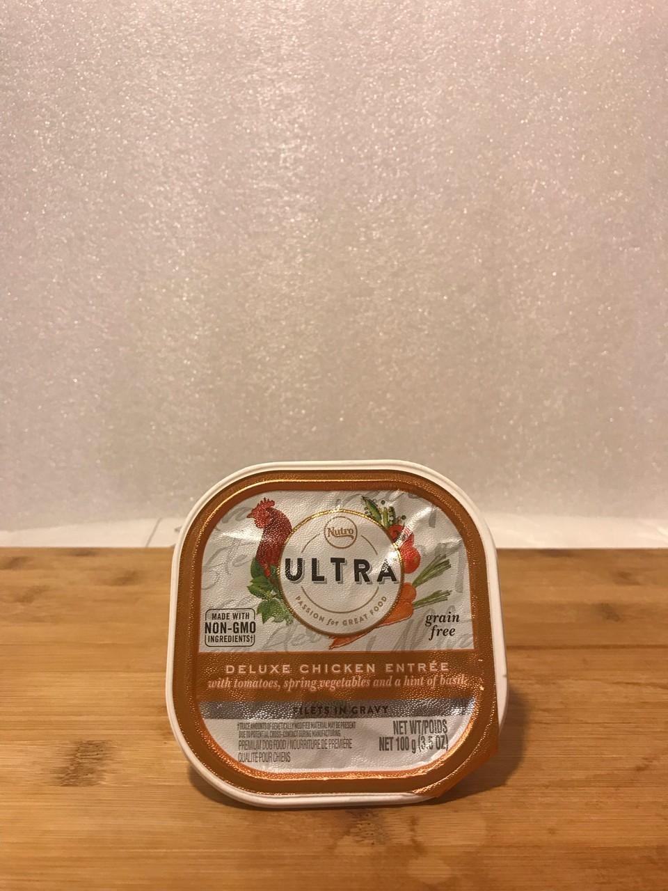 Nutro Ultra Wet Dog Food, Deluxe Chicken Entr&eacute;e with Tomatoes - Filets in Gravy