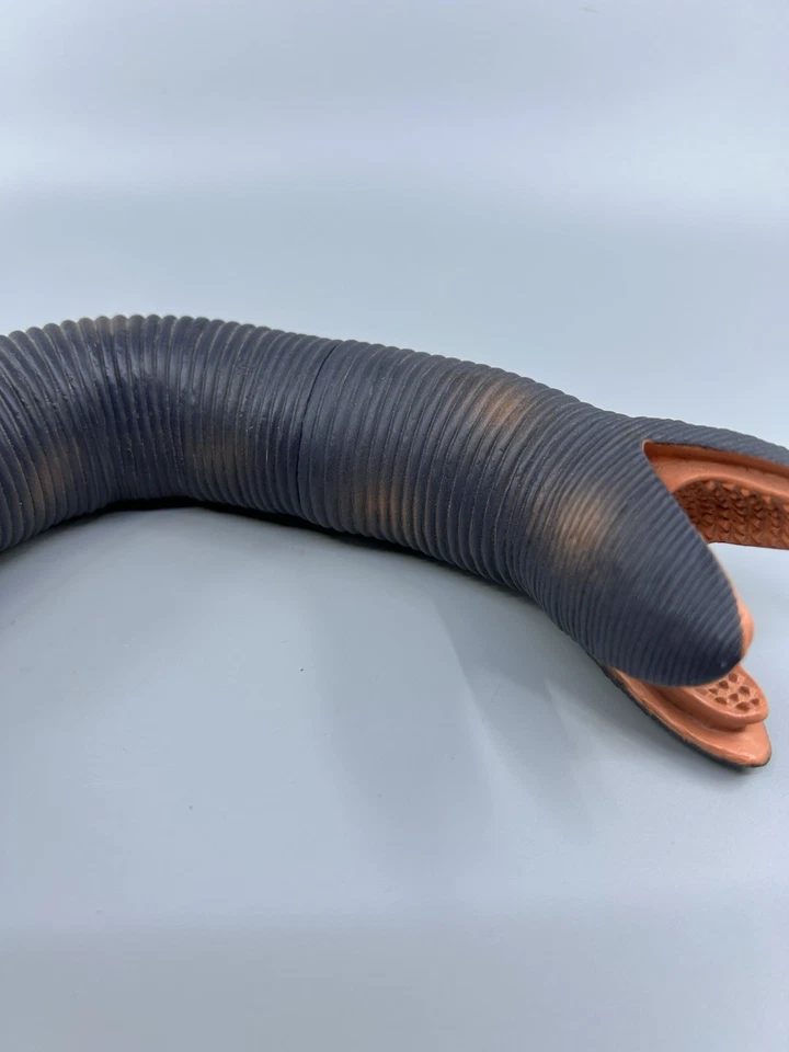 Vintage LJN 1984 Dune Sandworm Action Figure Large Poseable Monster - Image 3 of 4