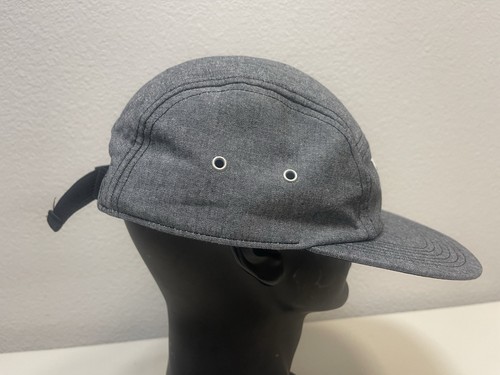 Gorra On Cloud Swiss Engineering 5 paneles gris ajustable - Imagen 3 de 9