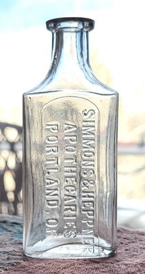 Simmons & Heppner Apothecaries Portland, Oregon 2 oz. Good Cond. 