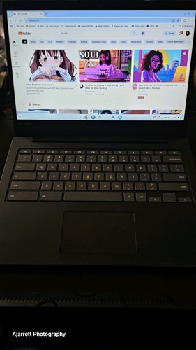 “Lenovo Chromebook S330 – 14” Laptop, 4GB RAM, 64GB, Fast & Clean” - Picture 3 of 10