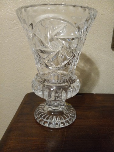 Vintage BLEIDRISTALL 24% Lead Crystal 8.25" Tall Vase Pinwheel Pattern Germany - Picture 6 of 7