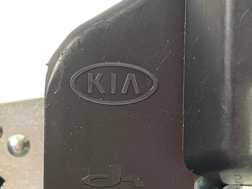 GENUINE ! REAR LEFT DOOR LOCK ACTUATOR MOTOR FOR 02-04 KIA SPECTRA#0K2N2-73311 Foto 3 de 4