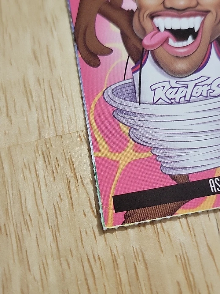 2000 Sports Illustrated SI For Kids VINCE CARTER As TAZ #950 Halloween Costume - Image 4 of 4