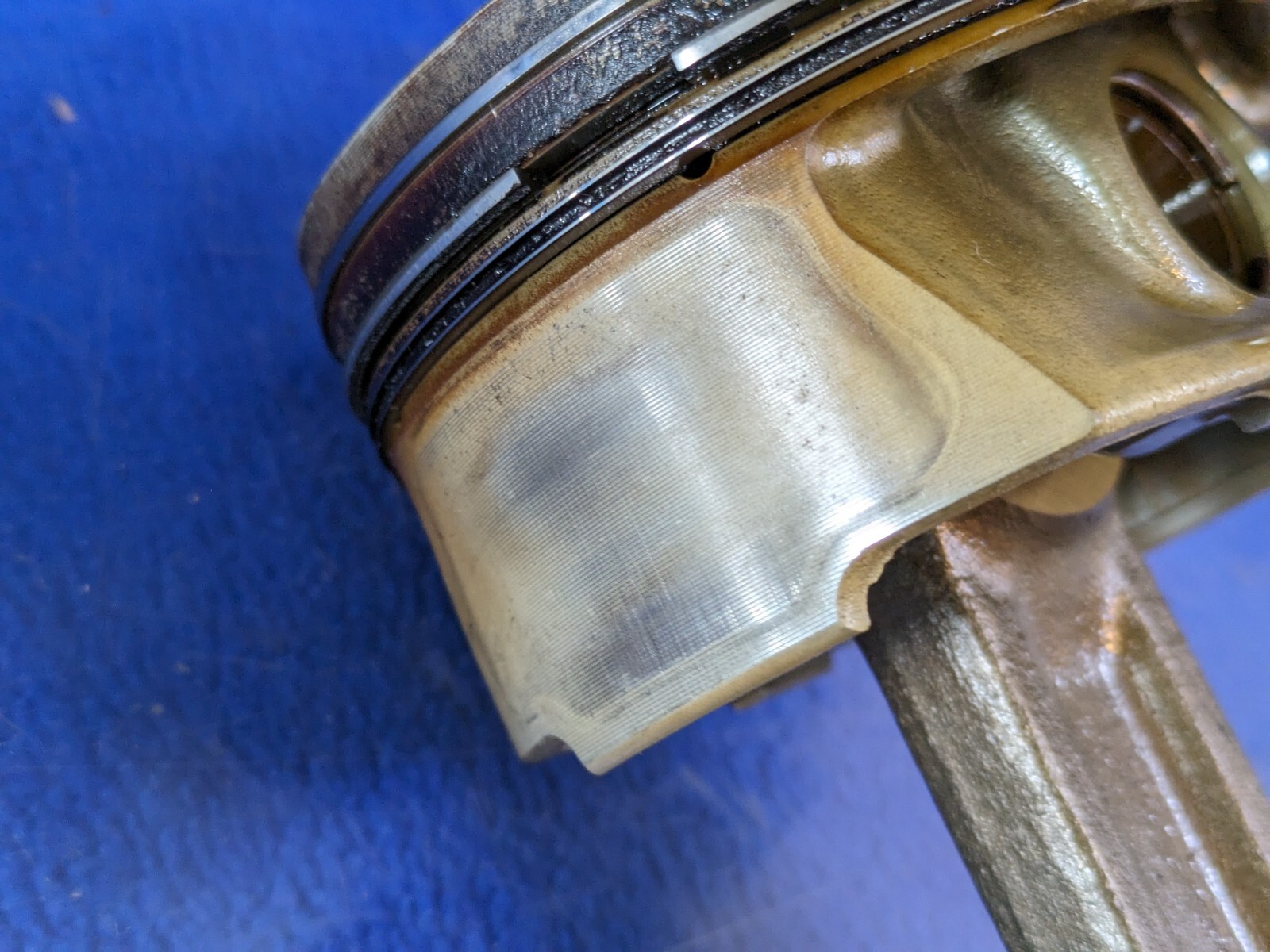 6.0L W12 Twin Turbo Engine Piston rod Bentley Continental GT Flying Spur