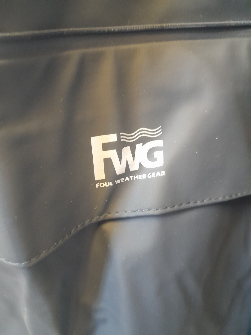 FOUL WEATHER GEAR Navy Sailing Jacket & Bib and Brace Trouser Set UK M