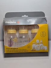 Medela Breast Milk Bottle Set 87131 3 Pack 5 oz Slow Flow BPA Free Sealed Box
