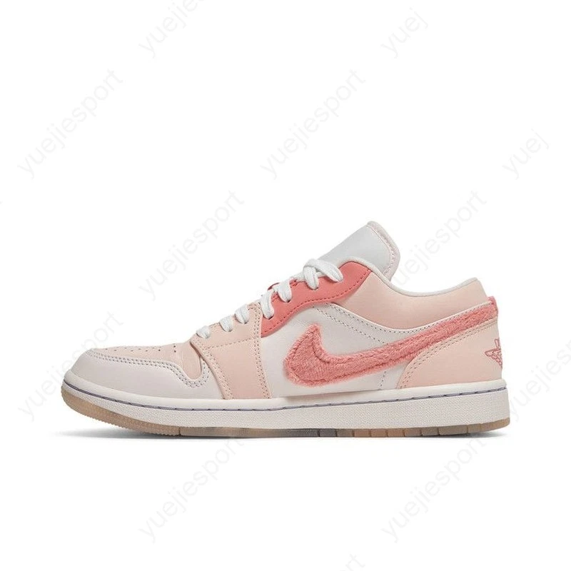 Swooshers para mujer Air Jordan 1 Low Se Mighty DM5443-666 Foto 3 de 4