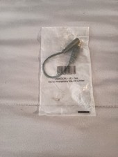 V68KGCBL-JE stereo headphone volume limiter