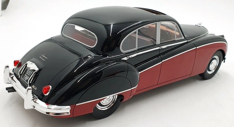 Best Of Show 1/18 Scale BOS408 - Jaguar MK VIII - Black/Dark Red - Image 2 of 4