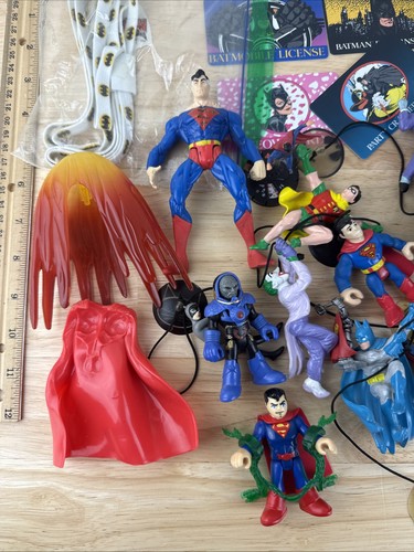 Superman, Batman, Robin, Joker Actionfigur plus diverse Artikel Trödel Schublade Posten - Bild 2 von 10