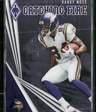 2019 Panini Phoenix #29 Randy Moss Catching Fire