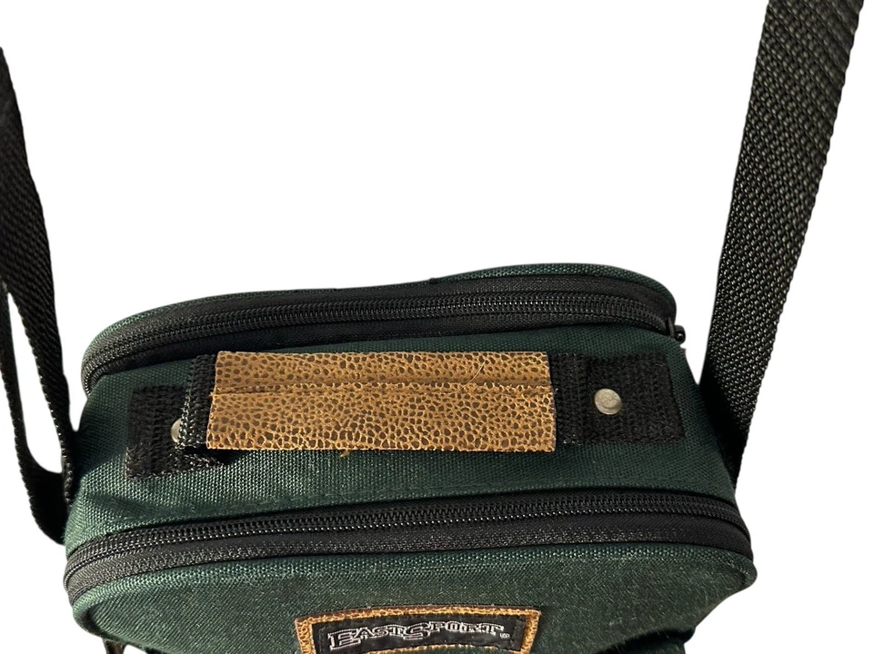 Bolso Bandolera/Mochila Vintage Años 90 Jansport Correa Verde - Cuero Marrón Inferior Foto 3 de 4