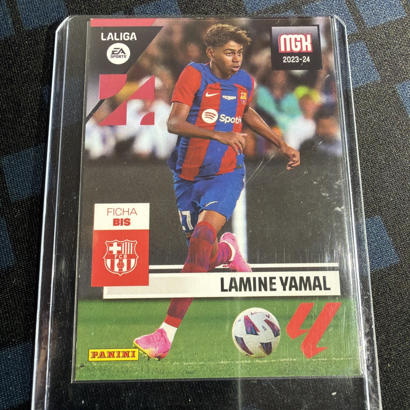 2023-24 Panini Megacracks La Liga EA Sports - Lamine Yamal #108 BIS (RC)