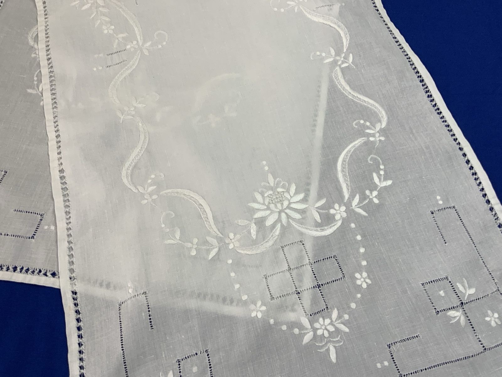 Vintage Dresser Scarf Or Table Runner, Flower & Dot Embroidery, Linen, White