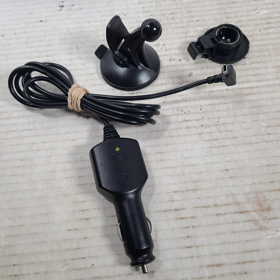 Garmin Dezl 580 LMT-S 5" Truck GPS Navigation System Lifetime Map - Image 2 of 4