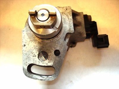 Suzuki VITARA Chevrolet Tracker OEM Camshaft Position Sensor 33100  