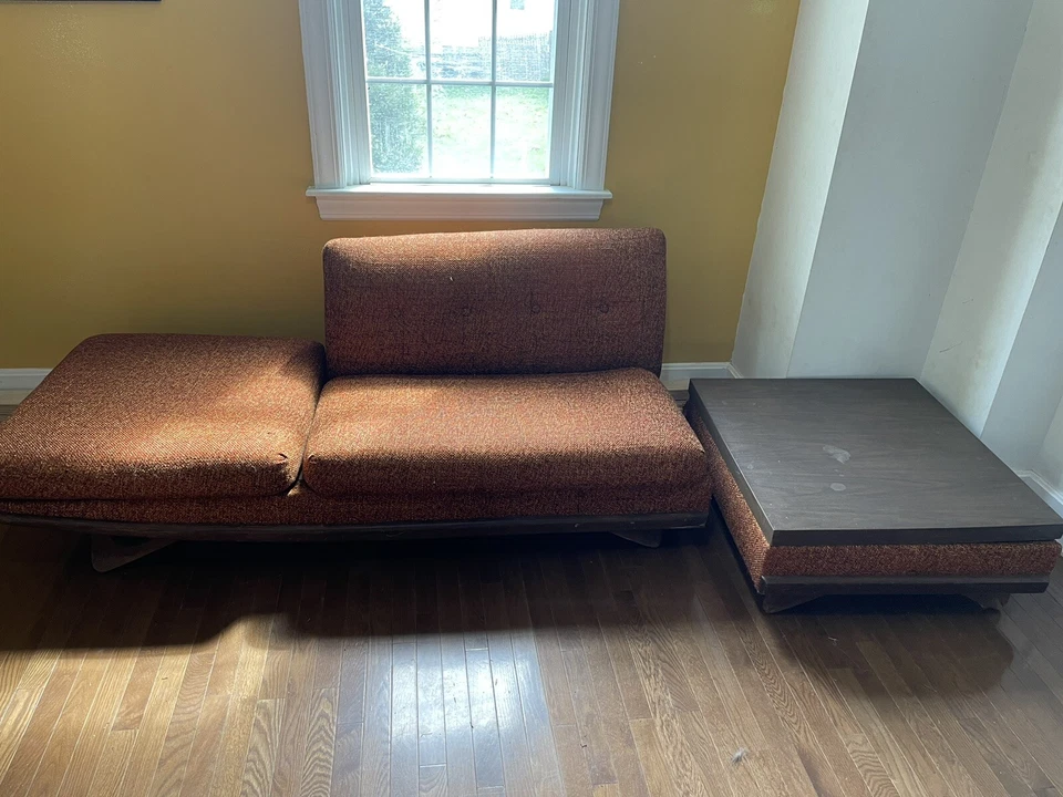 Sofá moderno Mid-Century RARO Foto 3 de 4