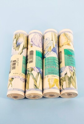 The International Group Pre-Pasted Vinyl Scrubbable Border Peelable  Iris