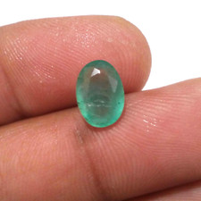 Green Zambian Emerald Faceted: 2.70ct Oval Cut Loose Gemstone for Jewelry Making