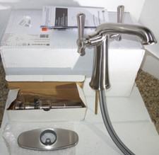 Glacier Bay Myer Single Hole 2 Handle Bathroom Faucet Brushed Nickel w/Drain