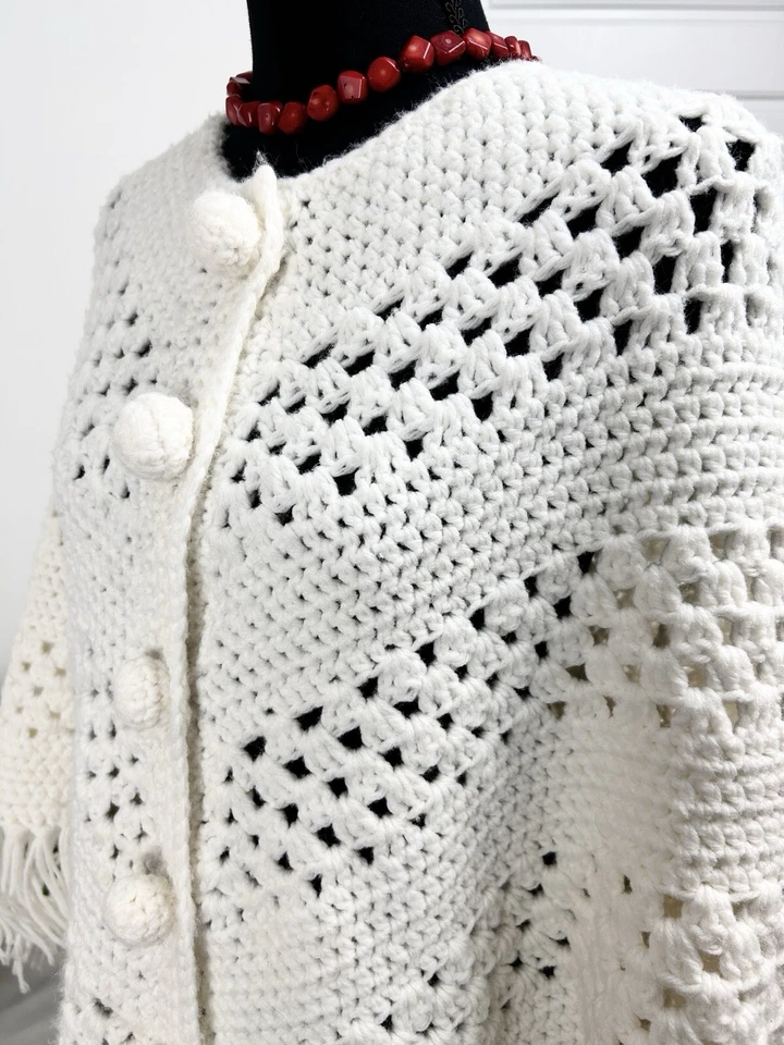 Vintage 1960's WHITE CROCHET PONCHO Handmade Button-Down Fringe Bottom - Image 4 of 4